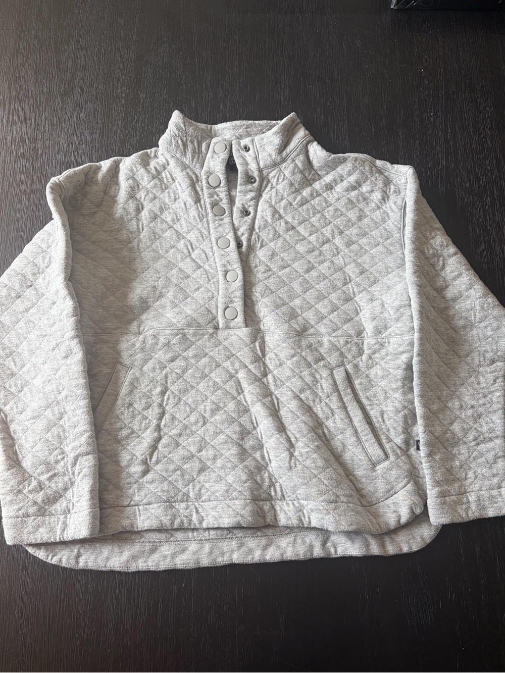 Eddie Bauer Women's Heather Gray Pullover with Logo Tag